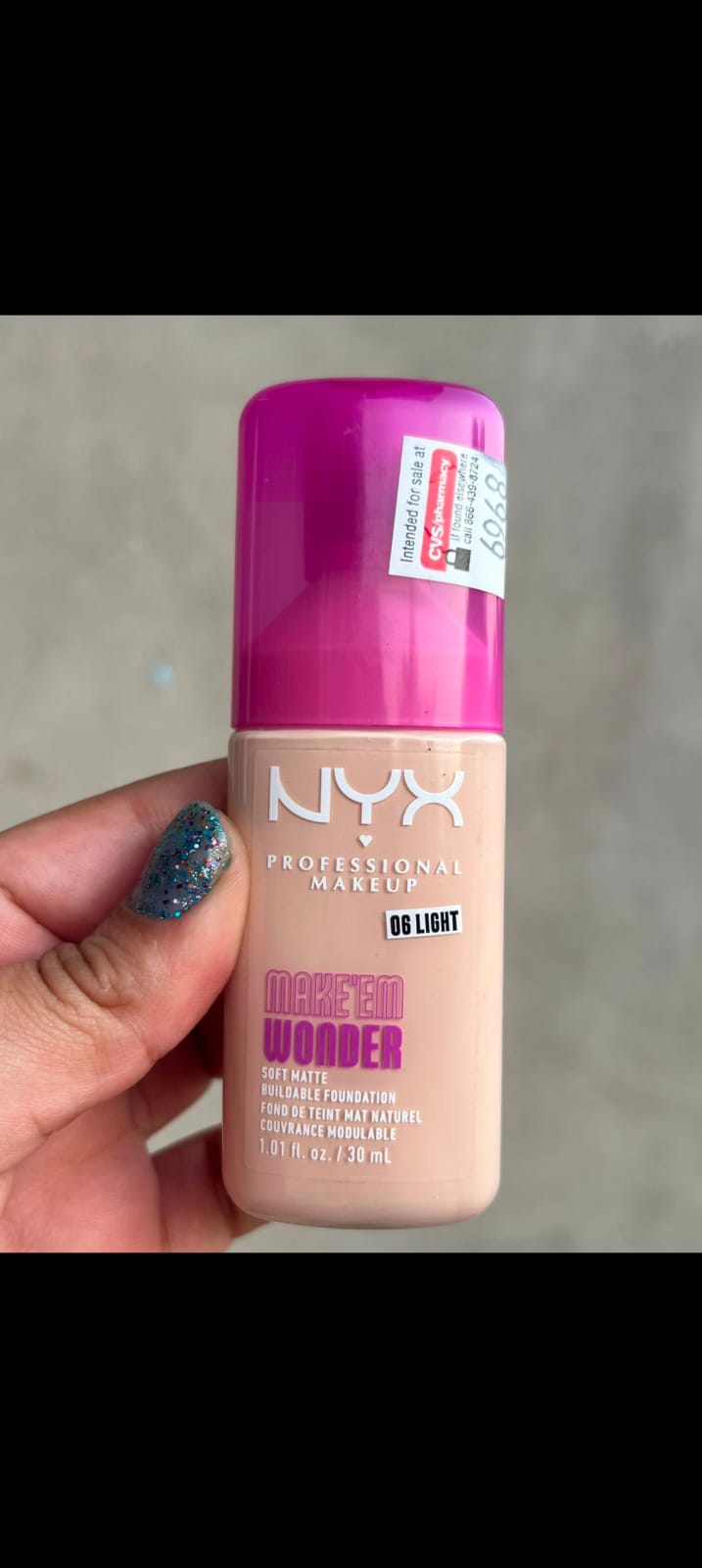 Base Matte Nyx Tono 06